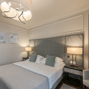 Rooms & Suites
