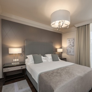 Rooms & Suites