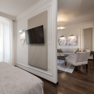 Rooms & Suites