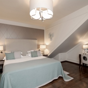 Rooms & Suites