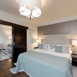 Rooms & Suites